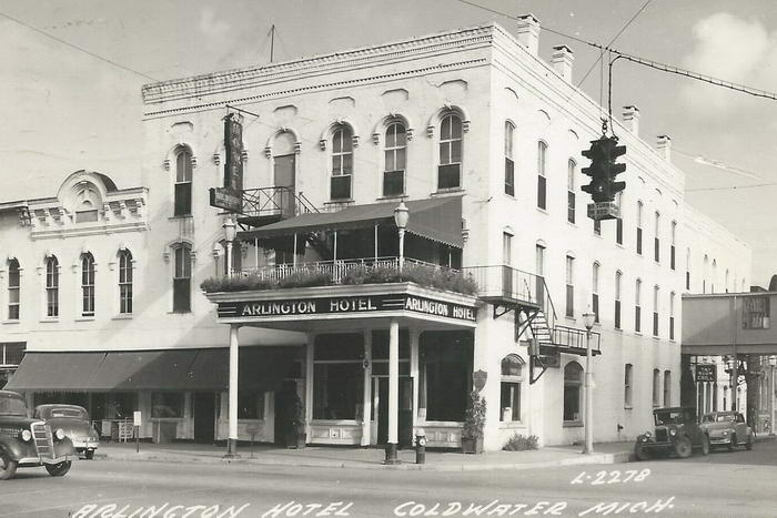 Arlington Hotel Coldwater (newer photo)